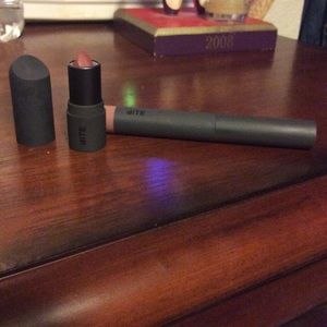 Gorgeous lipstick and lipliner set